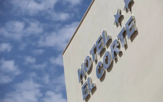 Hotel El Corte вид на фасад
