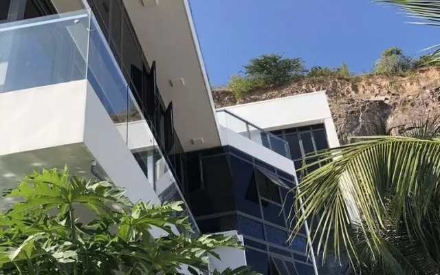 Отель Ngoc Long Villa Nha Trang Ocean View Вьетнам, Нячанг - отзывы, цены и фото номеров - забронировать отель Ngoc Long Villa Nha Trang Ocean View онлайн вид на фасад