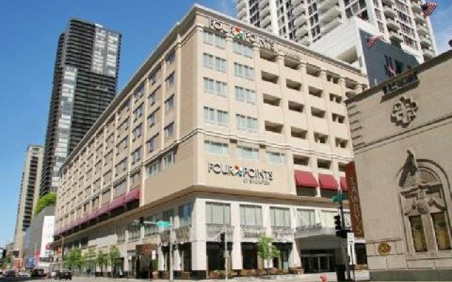 Four Points By Sheraton Chicago Downtown 2