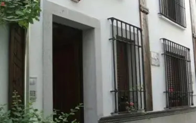 Отель Vivienda Turistica Arabeluj вид на фасад