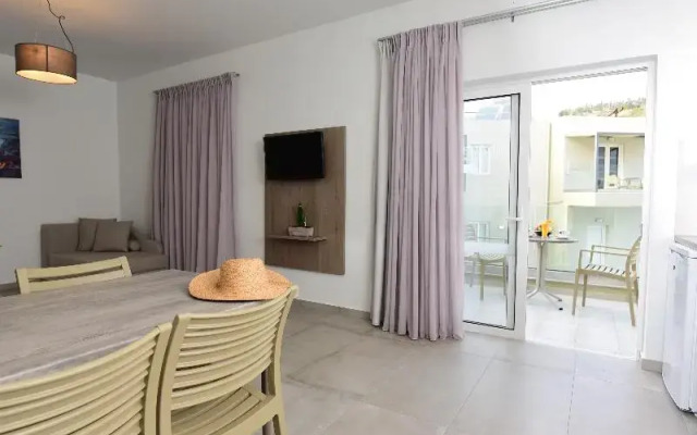 Апартаменты Blue Horizon Apartments комната для гостей