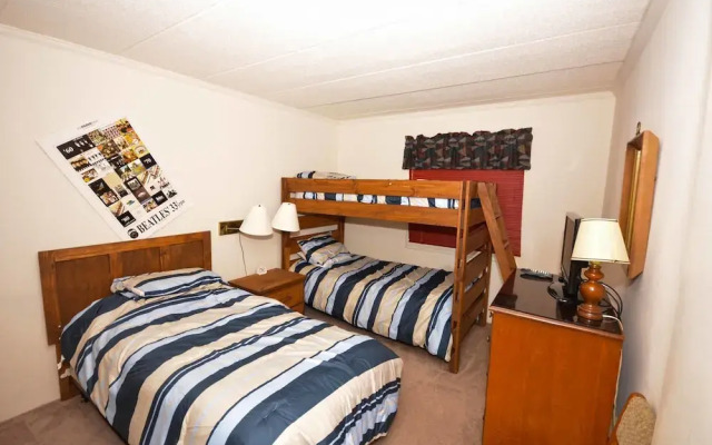 Diamond Head 312 - 2 Br Condo