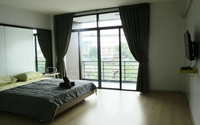 Отель Homey Donmueang Бангкок комната для гостей