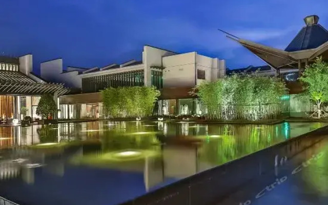 Отель Jinling Resort Tianquan Lake вид на фасад