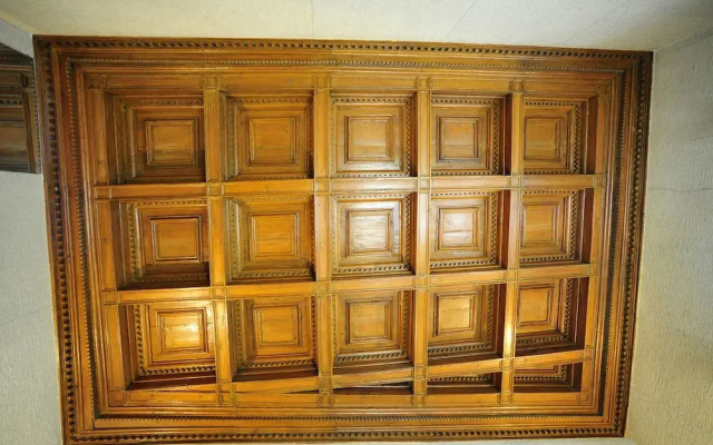 Отель Renaissance Palace in Santa Croce вид на фасад