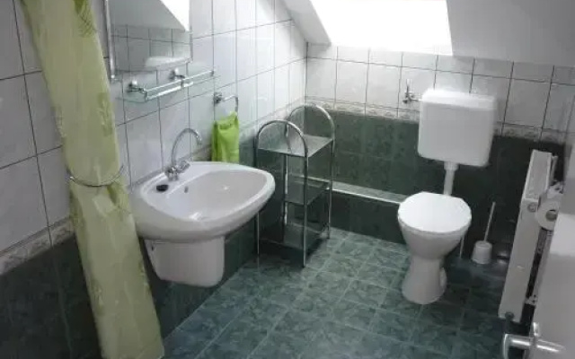 Apartmanház Royal