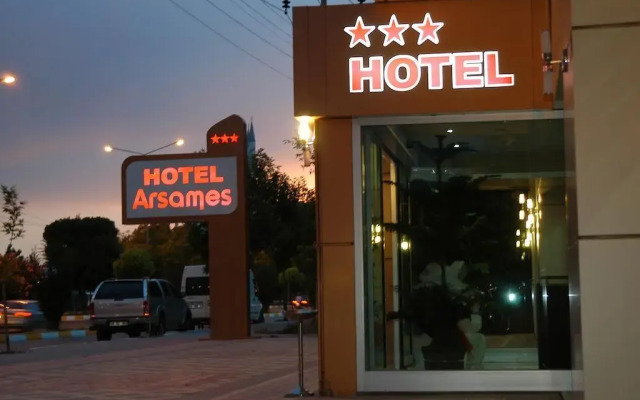 Arsames Hotel вид на фасад