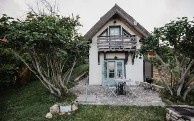 Noemis Cottage