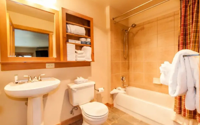 Red Hawk Lodge #2204 - 1 Br Condo