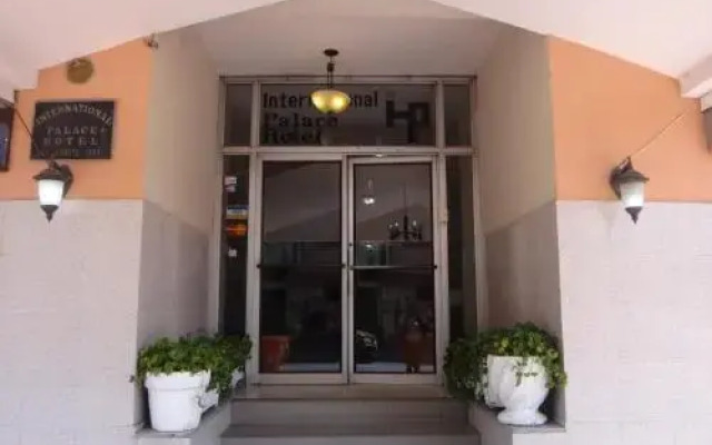 International Palace Hotel Сан-Педро-Сула вид на фасад
