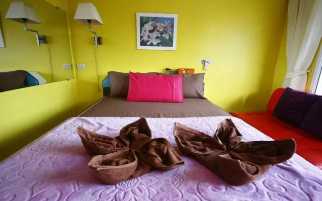Baan Navy hotel вид на фасад