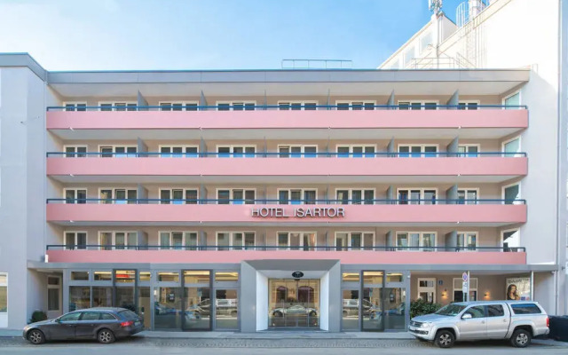 Hotel Isartor вид на фасад