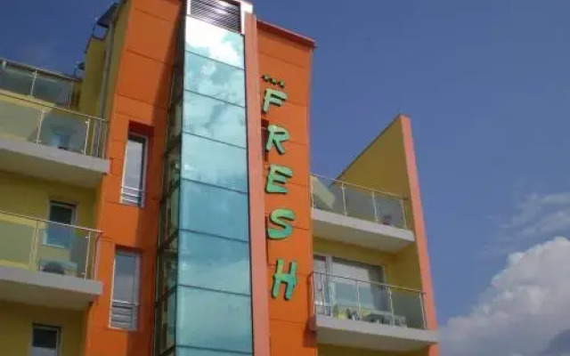 Fresh Family Hotel Равда вид на фасад