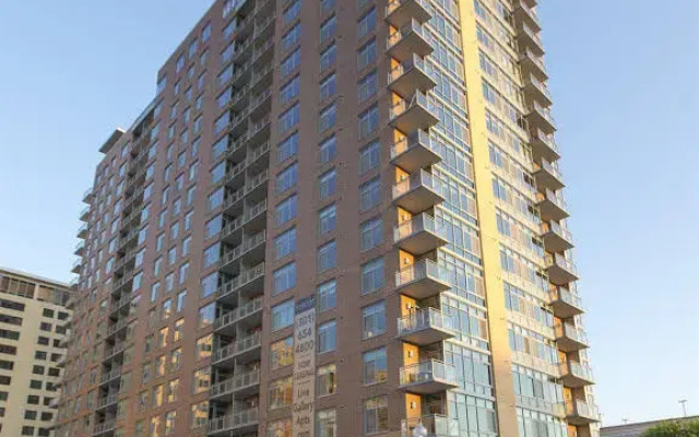 Отель Weichert Suites at Gallery Bethesda США, Бетесда - отзывы, цены и фото номеров - забронировать отель Weichert Suites at Gallery Bethesda онлайн вид на фасад