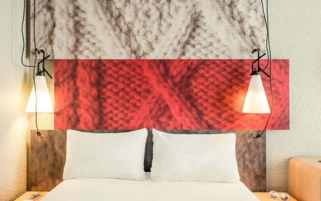 Отель Ibis Gare Montparnasse 15eme Париж комната для гостей