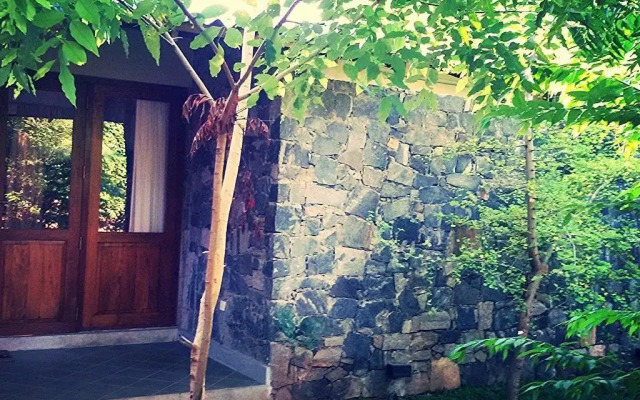 Отель Twin Blocks Nature Resort вид на фасад