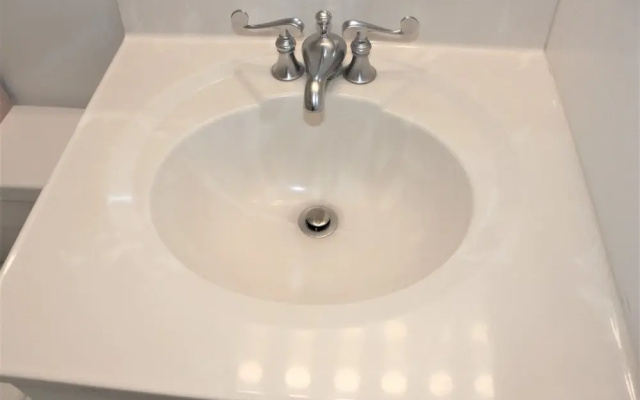 Jamaica Royale 204 - 2 Br Condo