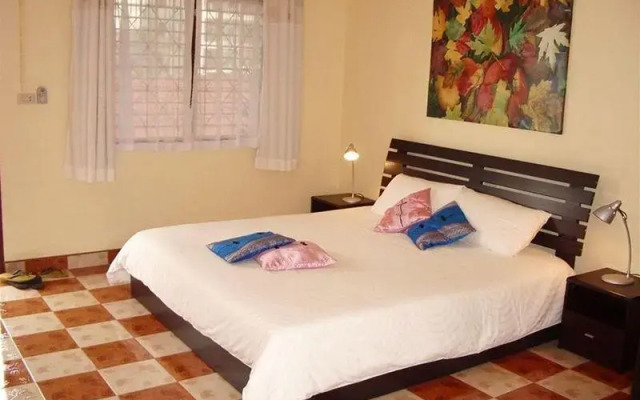 Patong Peace Hostel вид на фасад