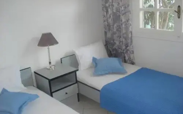 Dolphin Apartments