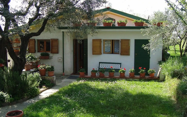 Отель Holiday home Il Banano Massarosa Массароза вид на фасад