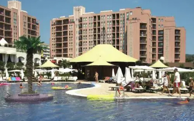 Апартаменты Royal Beach Apartments