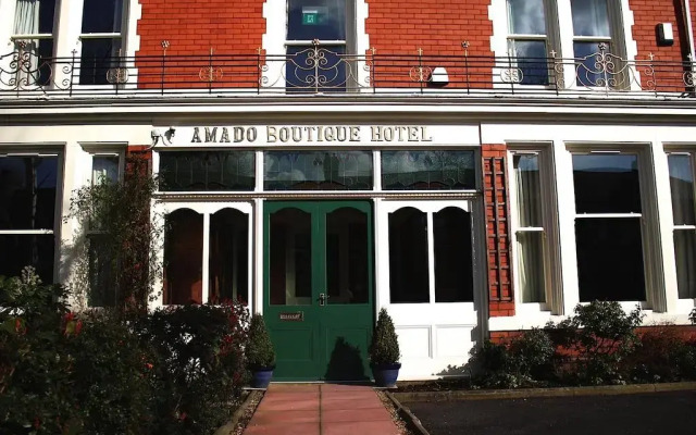 Amado Boutique Hotel вид на фасад