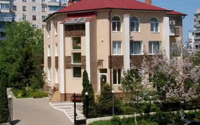 Отель Ника Черноморск вид на фасад