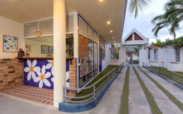 Отель Wind Field Resort Pattaya вид на фасад