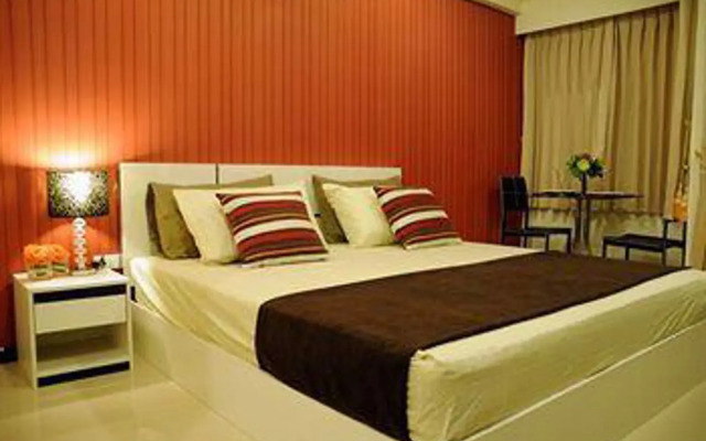 Отель K-House Sukhumvit 71
