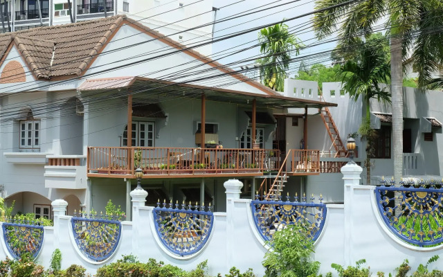 Отель Krabi Host Family - Hostel Таиланд, Краби - отзывы, цены и фото номеров - забронировать отель Krabi Host Family - Hostel онлайн вид на фасад