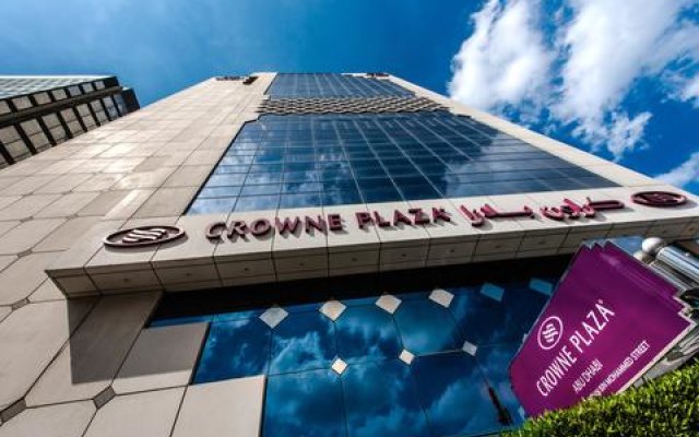Crowne Plaza Abu Dhabi 2