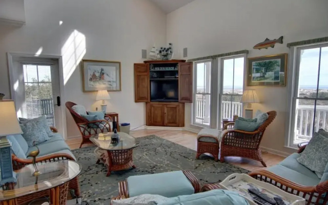 Blue Skies - 5 Br Home
