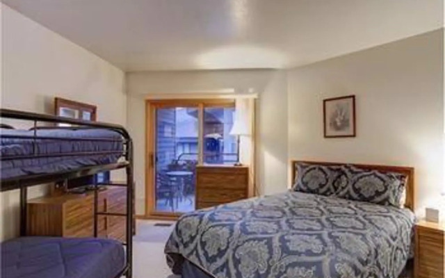 Fawn Grove by Alpine Ski Properties