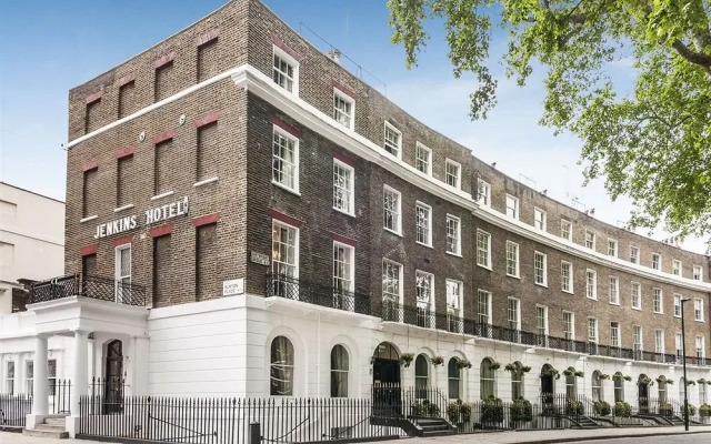 The Jenkins Hotel вид на фасад