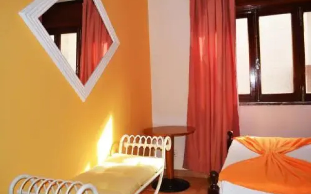 Ria Guest House