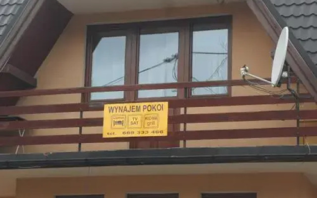 Отель Pokoje Goscinne Na Stromej Закопане вид на фасад