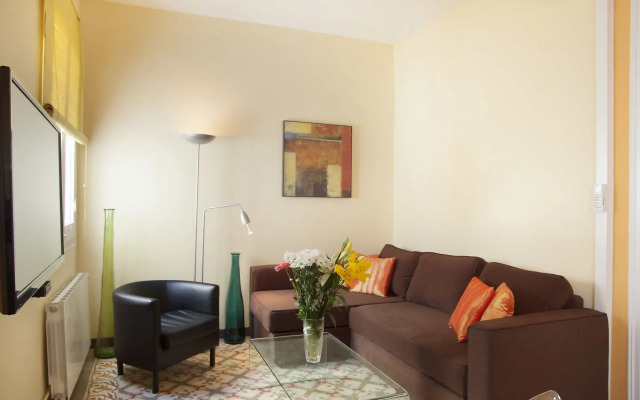 Апартаменты Go BCN Apartments Eixample комната для гостей