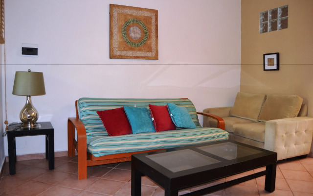 Condo-Hotel Romaya комната для гостей