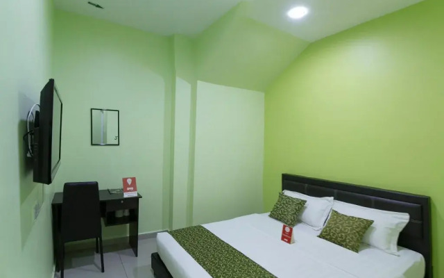 吉隆坡153 德上城1OYO客房酒店(OYO 153 de Uptown Hotel 1 Kuala Lumpur)