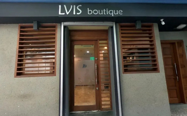 Отель LVIS boutique вид на фасад