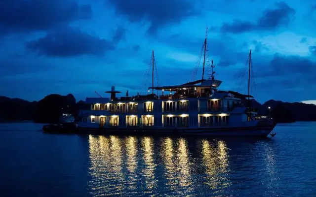 Отель Glory Legend Cruise Халонг вид на фасад