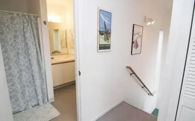 1058 Beach (MCA 59)