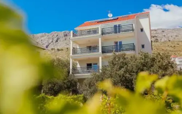 Apartments Sea View