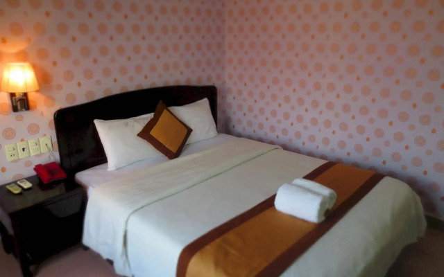 Tigon Premium Hotel вид на фасад