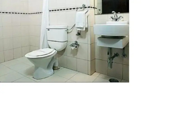 OYO Rooms MI Road Extension