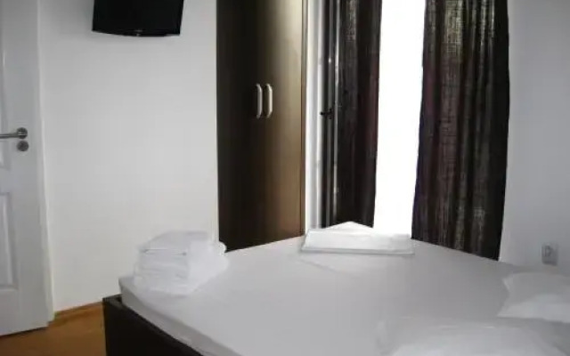 catalogImage