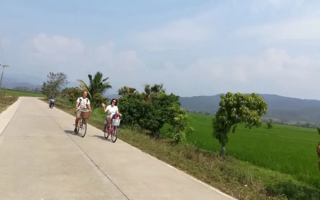 Khoom kam kaew farm resort thailand