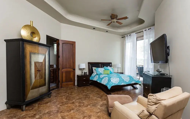 Sundown Retreat 4 Br By Casago
