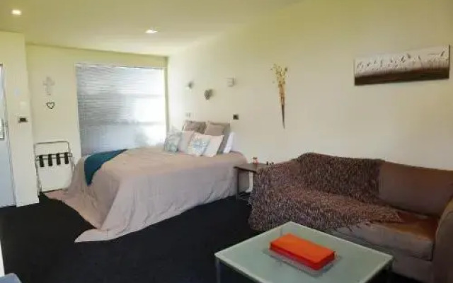 Platinum Lodge