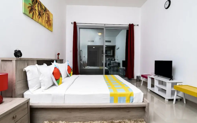 OYO 145 Home Marina View Apartment